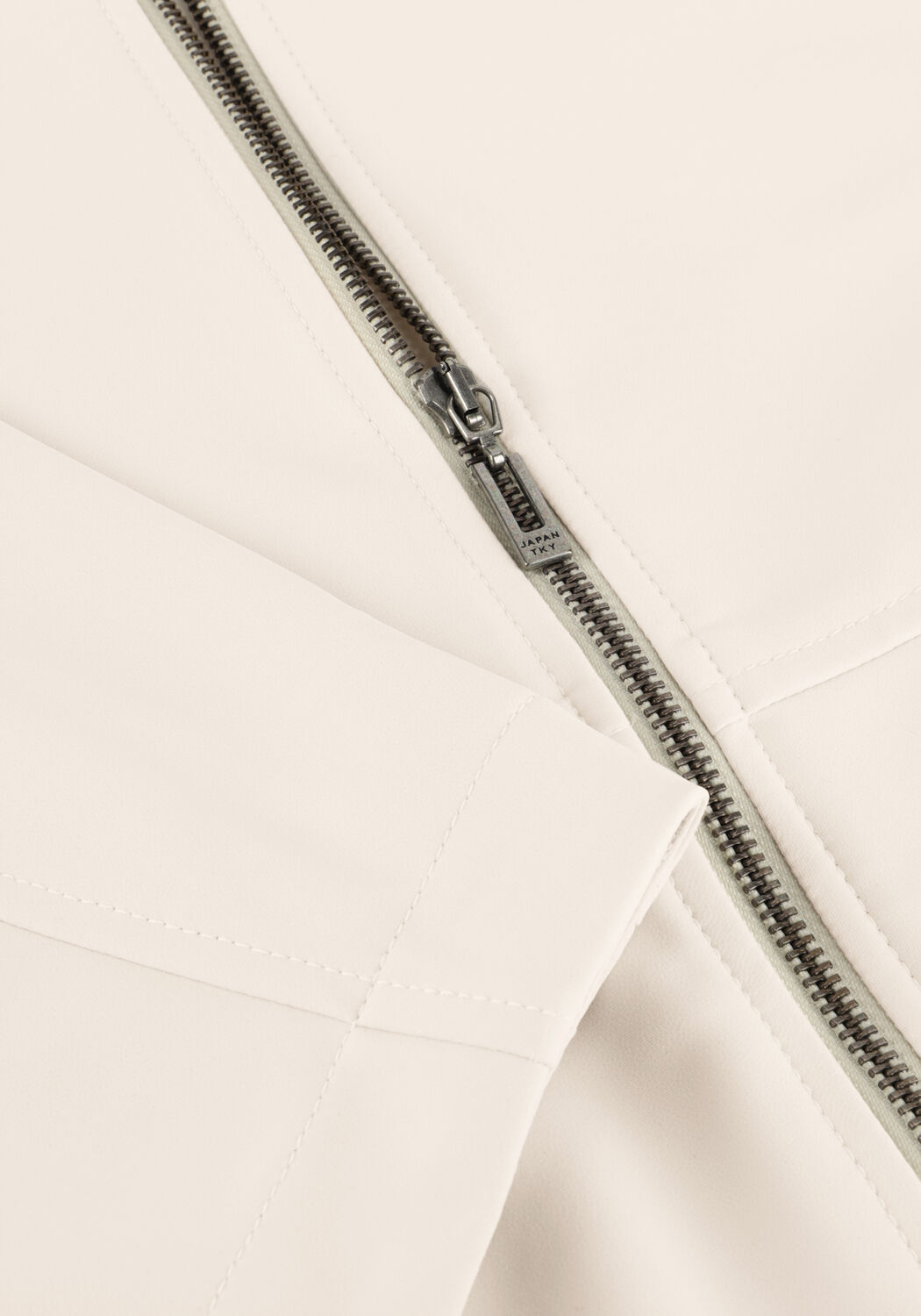 Beige JAPAN TKY Jack AYA - large