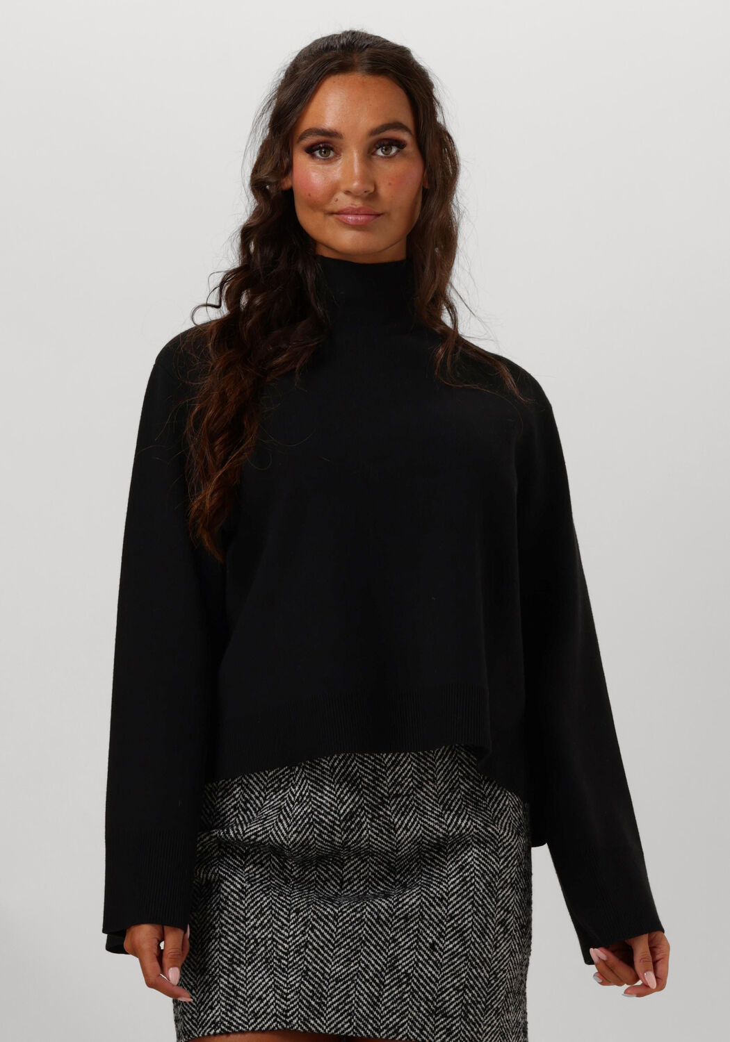 Bruuns Bazaar Zwarte Gebreide Trui Simonabbada Stijl Black Dames