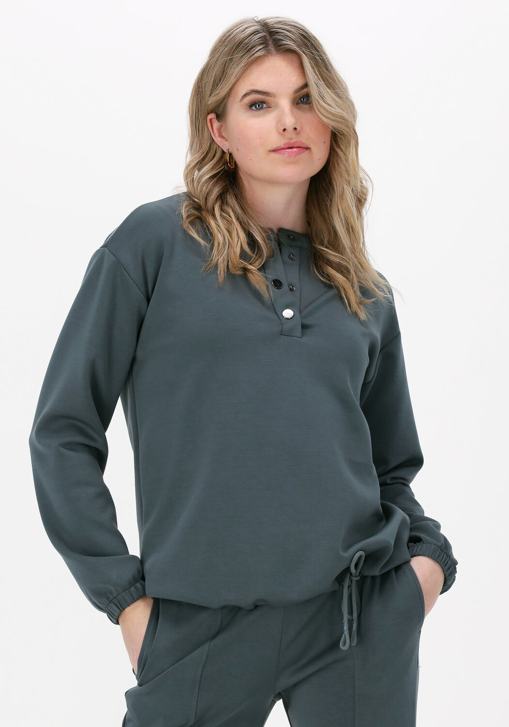 Kleding simple sales