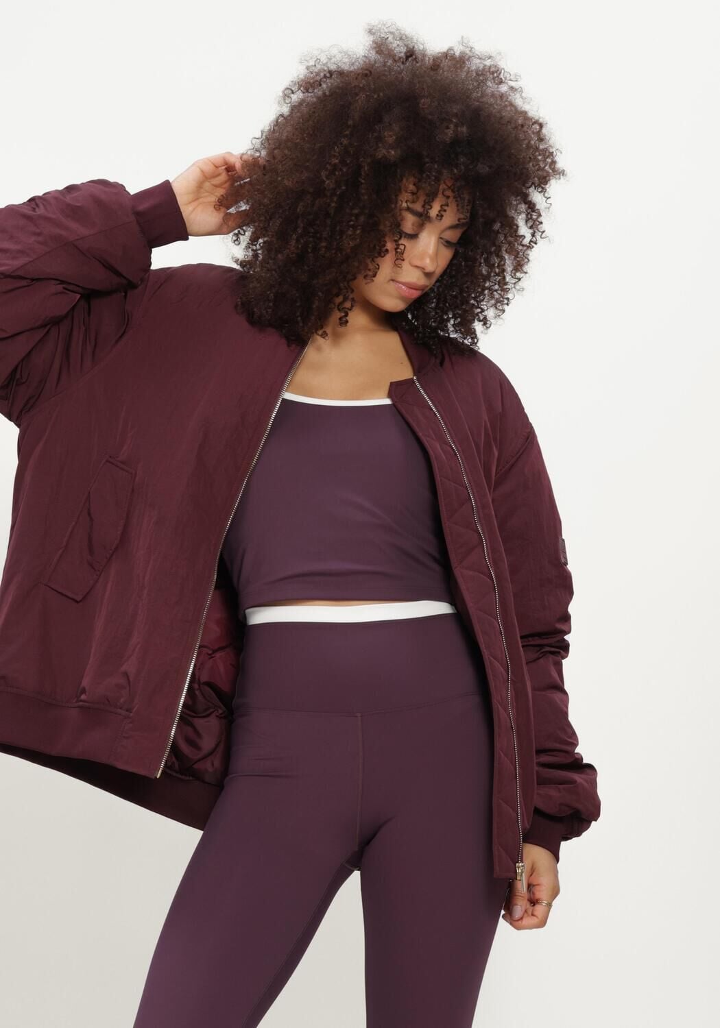 THE LOLA CLUB Dames Jassen Lina Bomber Bordeaux