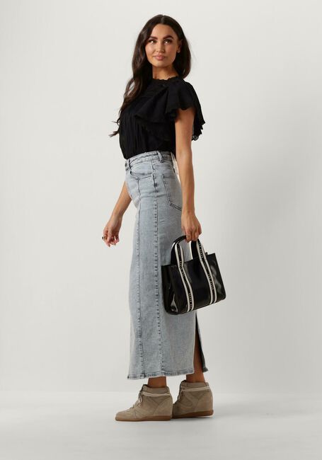 VANESSA BRUNO CALISSON - large