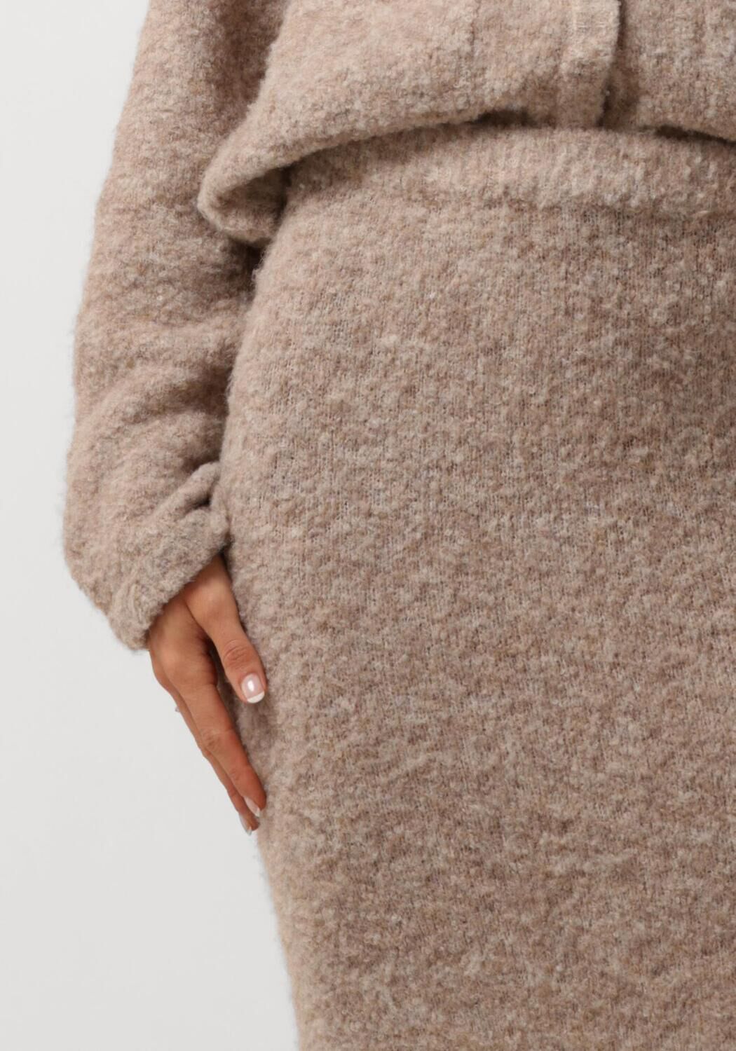 MOVES Dames Rokken Bistina Beige