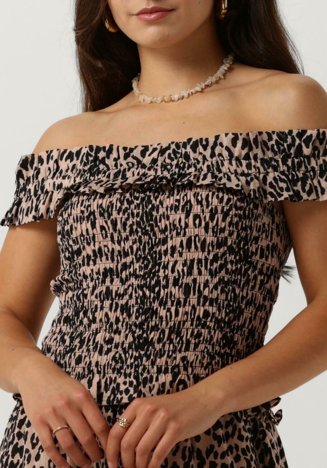 CATWALK JUNKIE Dames Tops & T-shirts Off-shoulder Smock Top Bruin