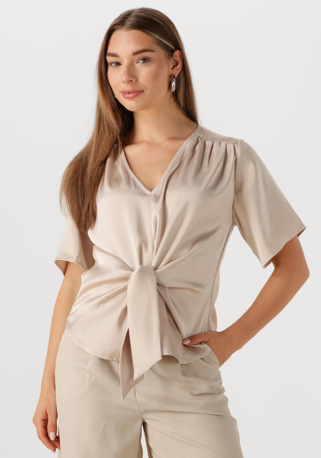 NEO NOIR Dames Blouses Casadia Heavy Sateen Blouse Beige