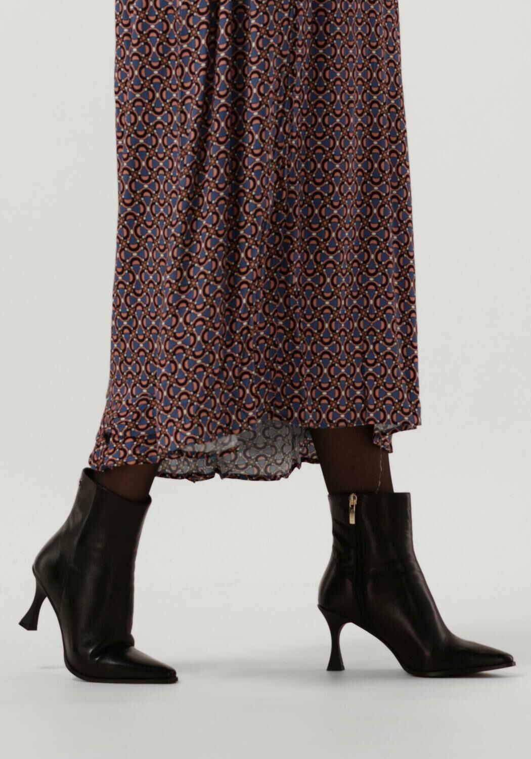 Zwarte NOTRE-V Enkellaarsjes 51039 - large