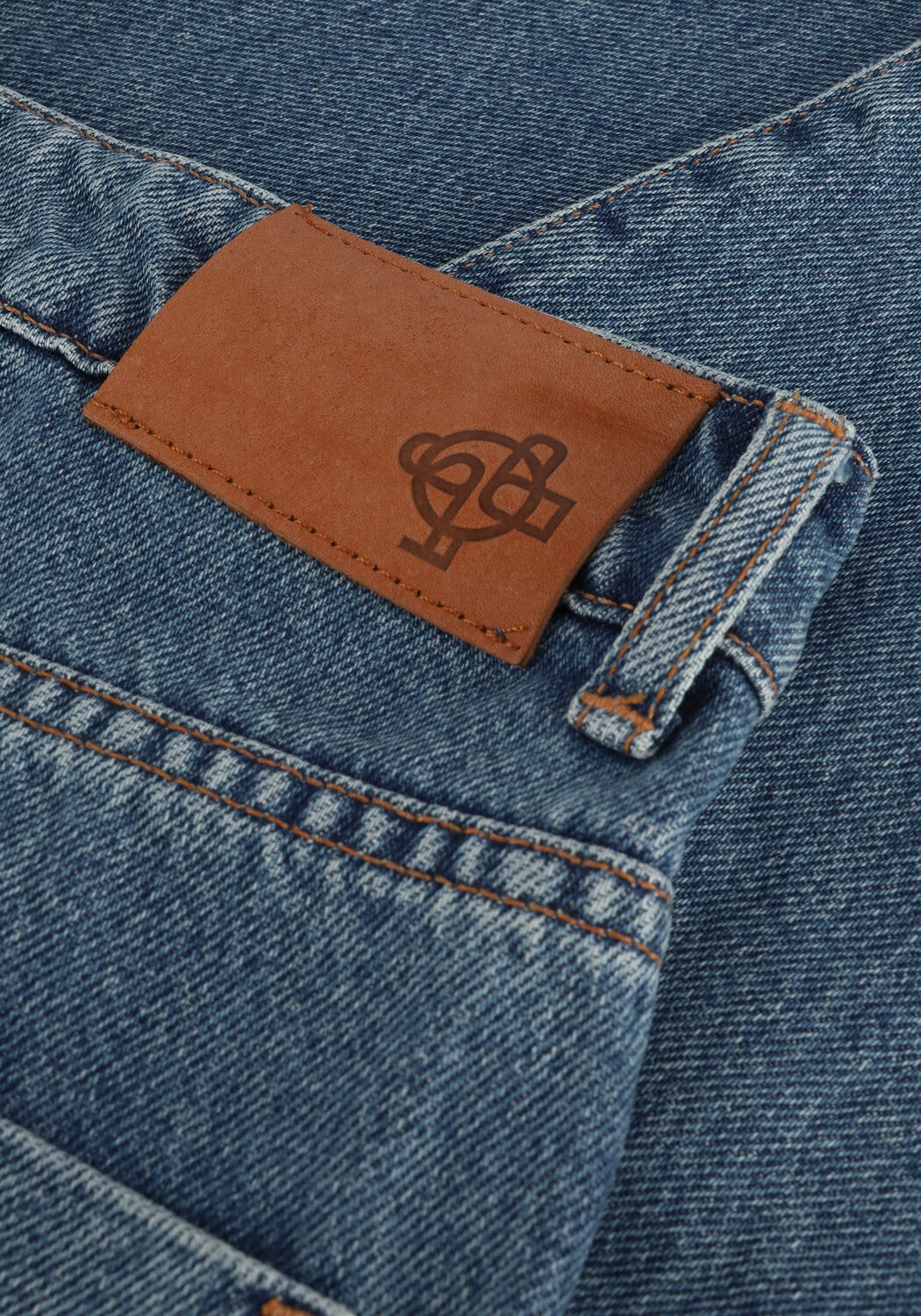 Lichtblauwe JUST FEMALE Mom jeans BOLD JEANS 0104 - large