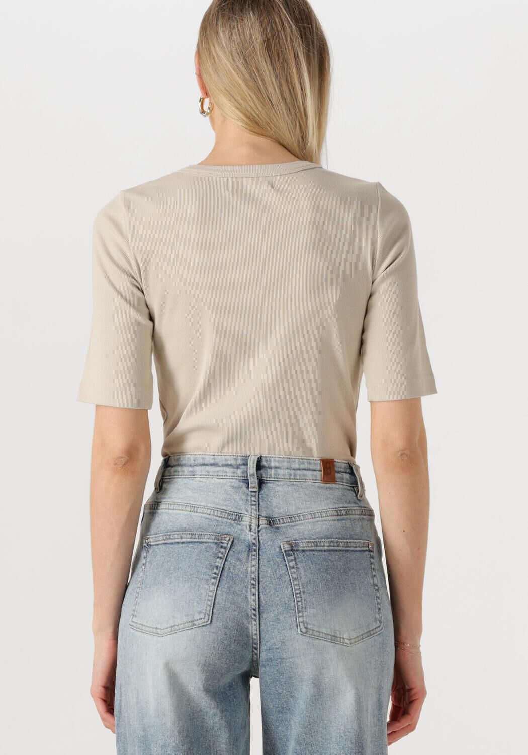 WITHBLACK Dames Tops & T-shirts Wbllullu Ss Tee Beige