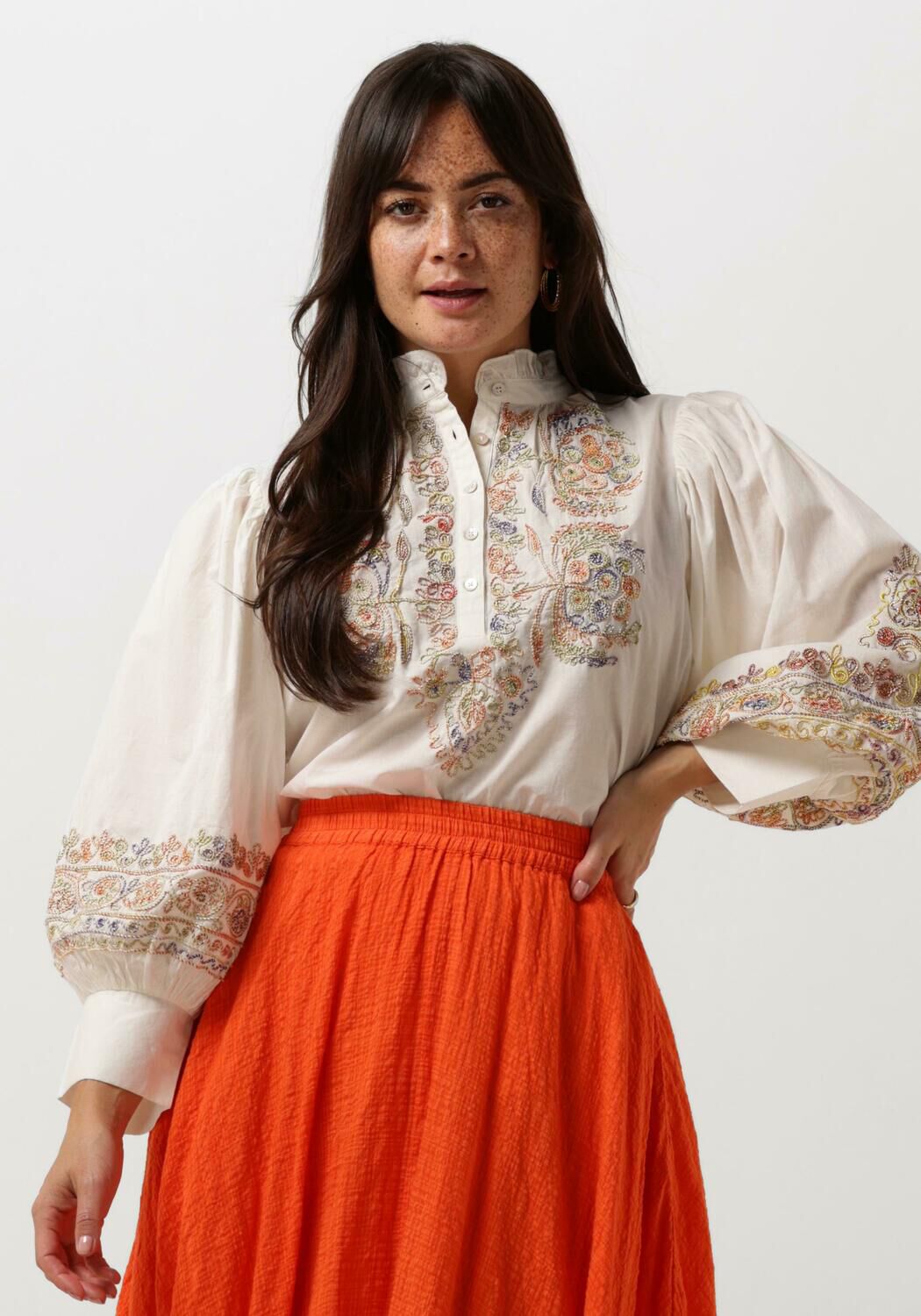 Antik batik Handgeborduurde blouse Neil Multicolor Dames