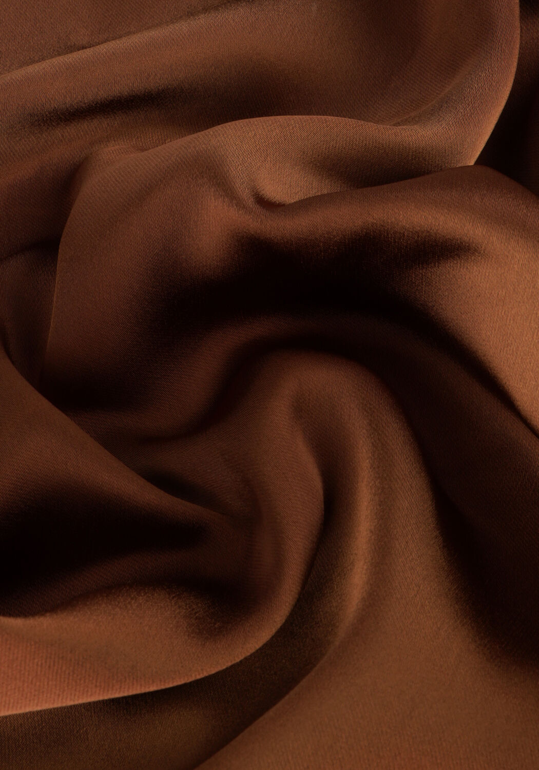 Bruine JOSH V Midirok IRENNE - large