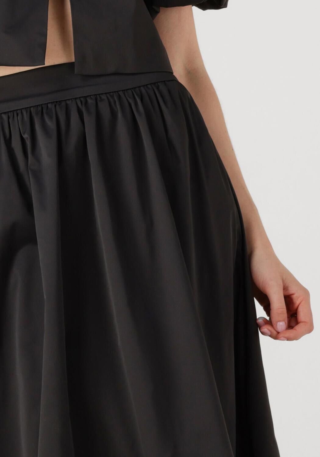 ROUGE EDIT Dames Rokken Roudetta Hw Ankle Skirt Zwart