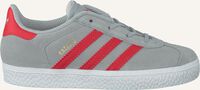 Grijze ADIDAS Lage sneakers GAZELLE KIDS - medium