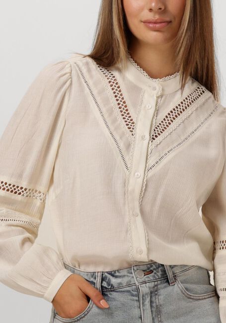 Witte MOVES Blouses FEMILINE - large