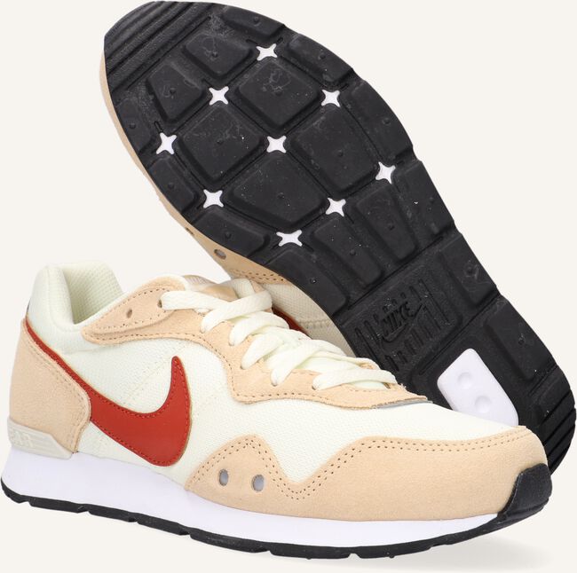 Roze NIKE Lage sneakers VENTURE RUNNER Roze NIKE Lage sneakers VENTURE RUNNER - large