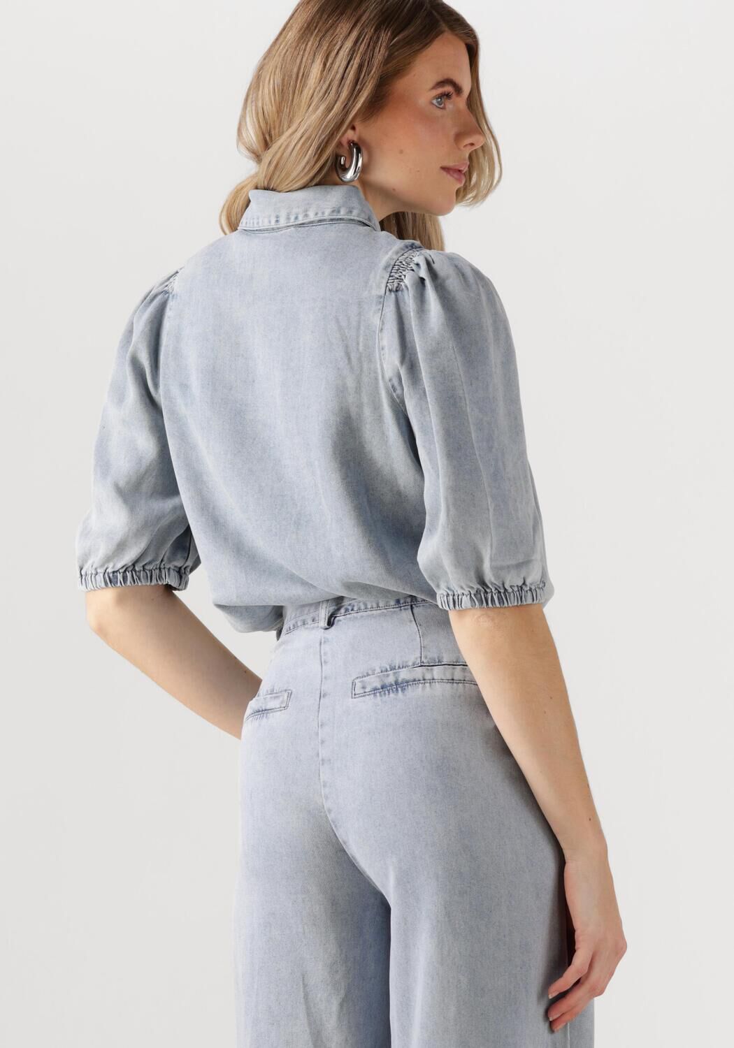 FREEBIRD Dames Blouses Britte Ss Lichtblauw
