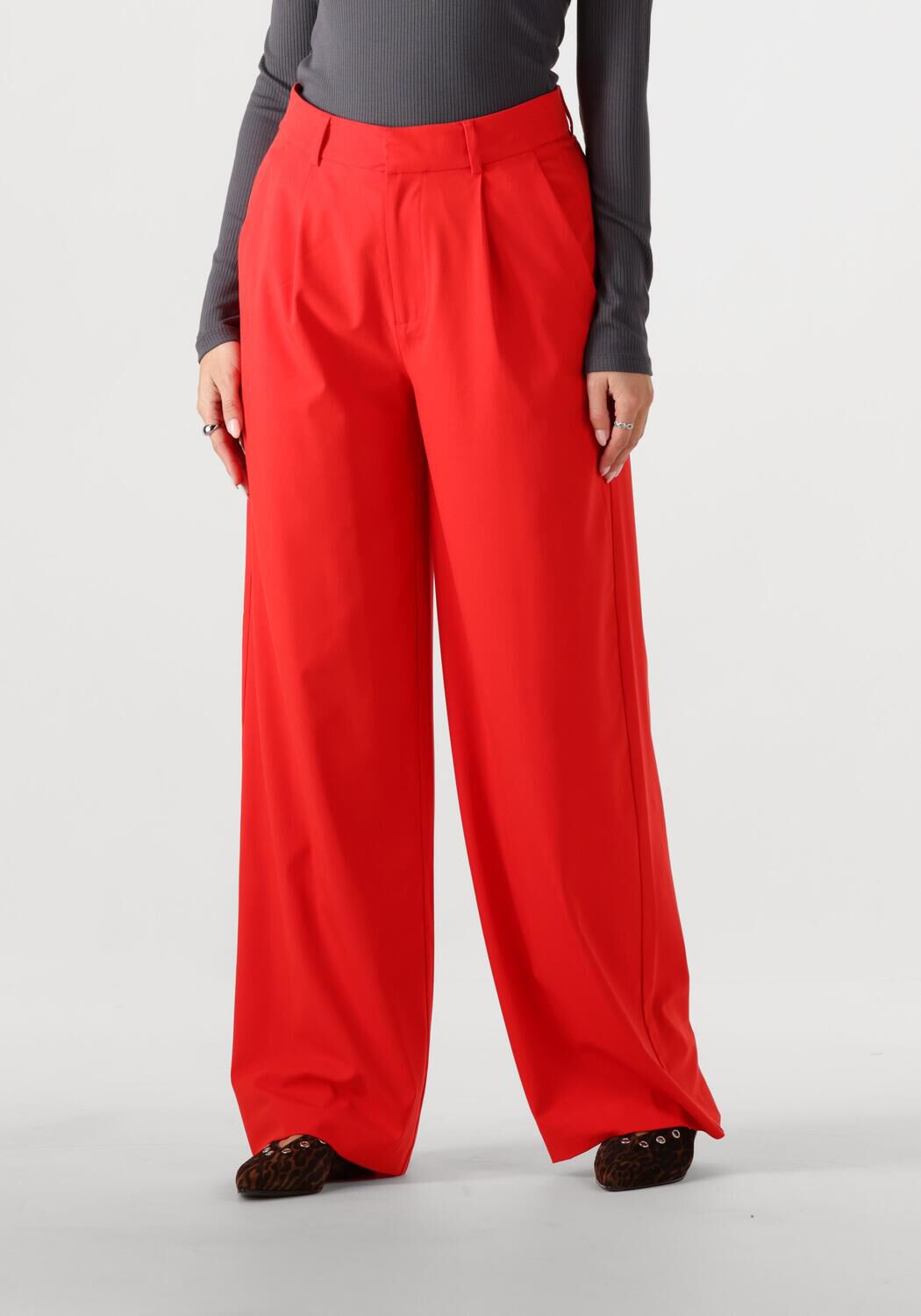 Alix The Label Rode Plooibroek voor Stijlvolle Vrouwen Red Dames