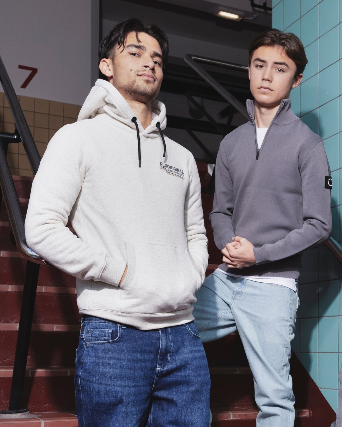 Grijze RELLIX Sweater HOODIE RLXORIGINAL BACKPRINT - large