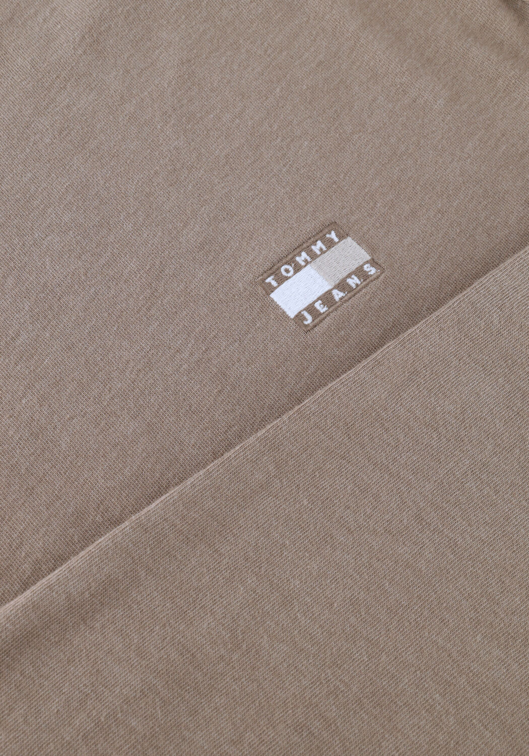 Zand TOMMY JEANS T-shirt TJM REG BADGE TEE EXT - large