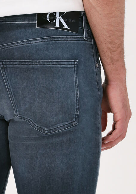 Donkergrijze CALVIN KLEIN Skinny jeans SKINNY - large