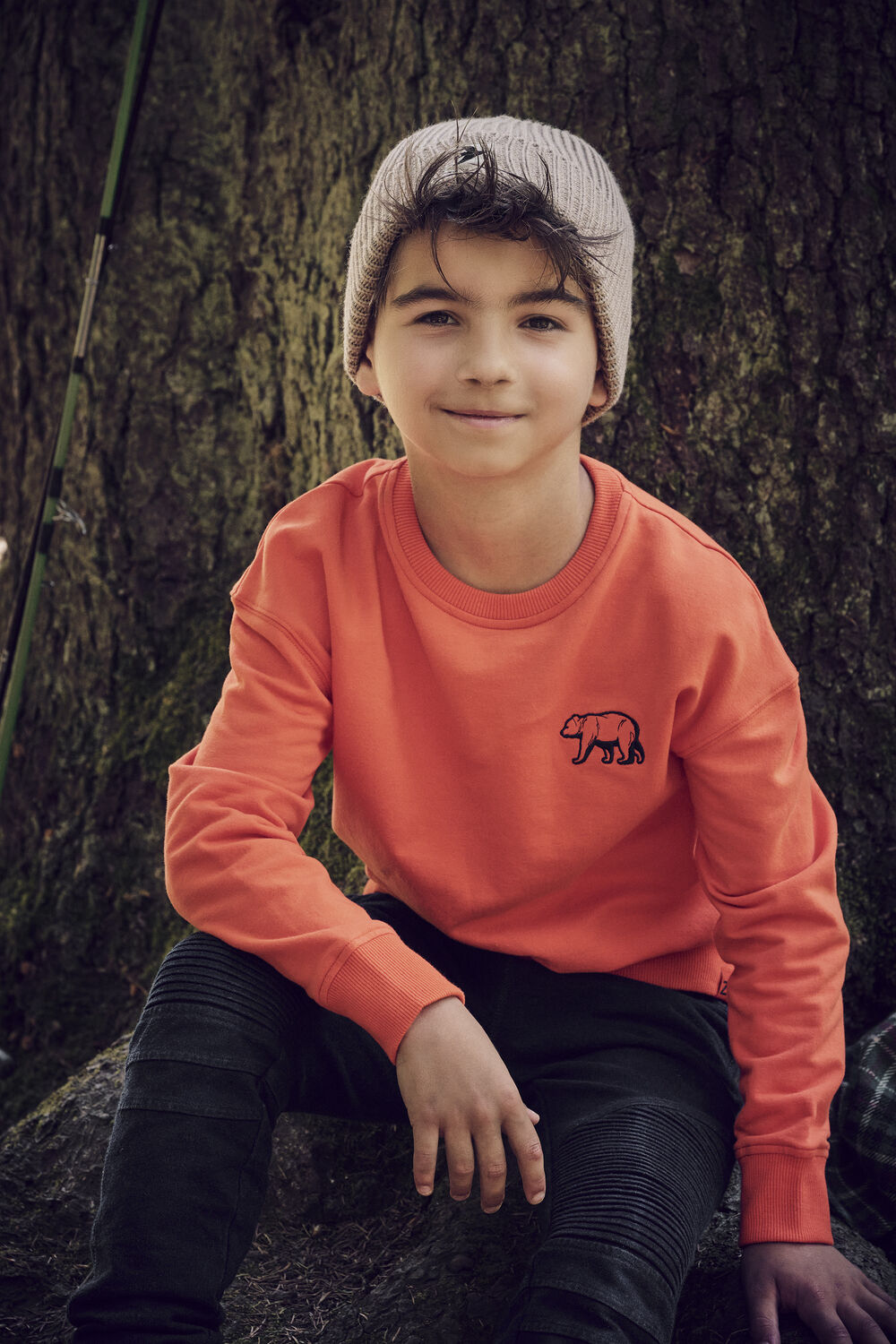 Oranje Z8 Sweater BRANDO Omoda