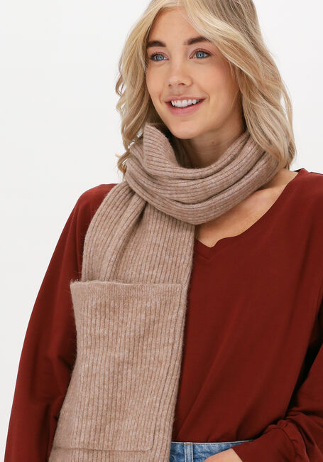 Camel SELECTED FEMME Sjaal SLFLINNA-MIA KNIT POCKET SCARF - large