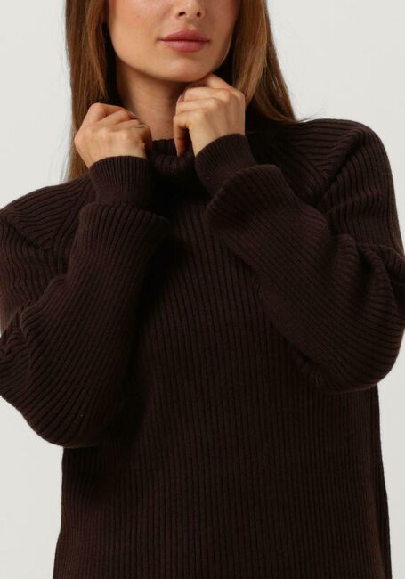 Bruine MINUS Mini jurk AVA KNIT TURTLENECK DRESS - large