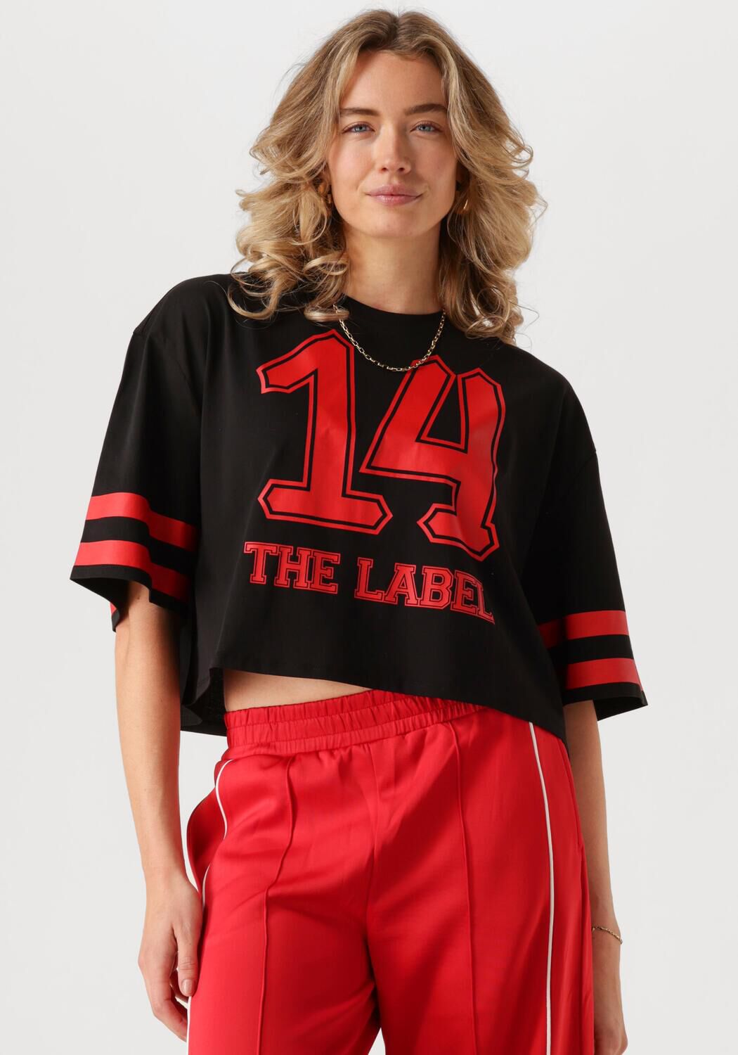 ALIX THE LABEL Dames Tops & T-shirts Ladies Knitted Cropped Sports Zwart