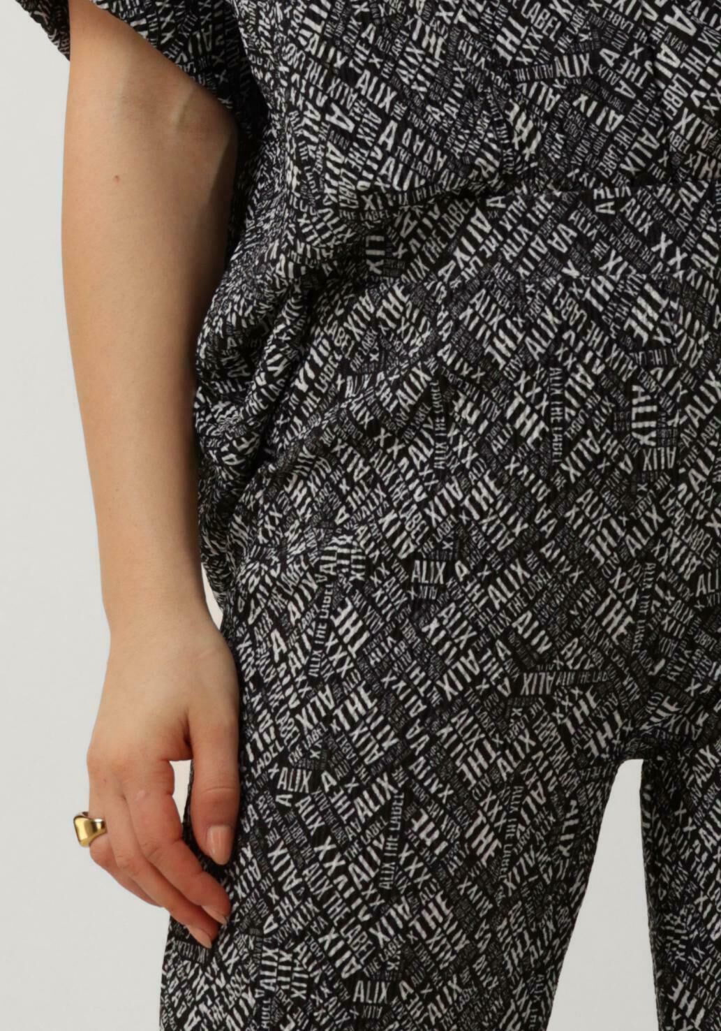 ALIX THE LABEL Dames Broeken Ladies Woven Crinkle Text Pants Zwart