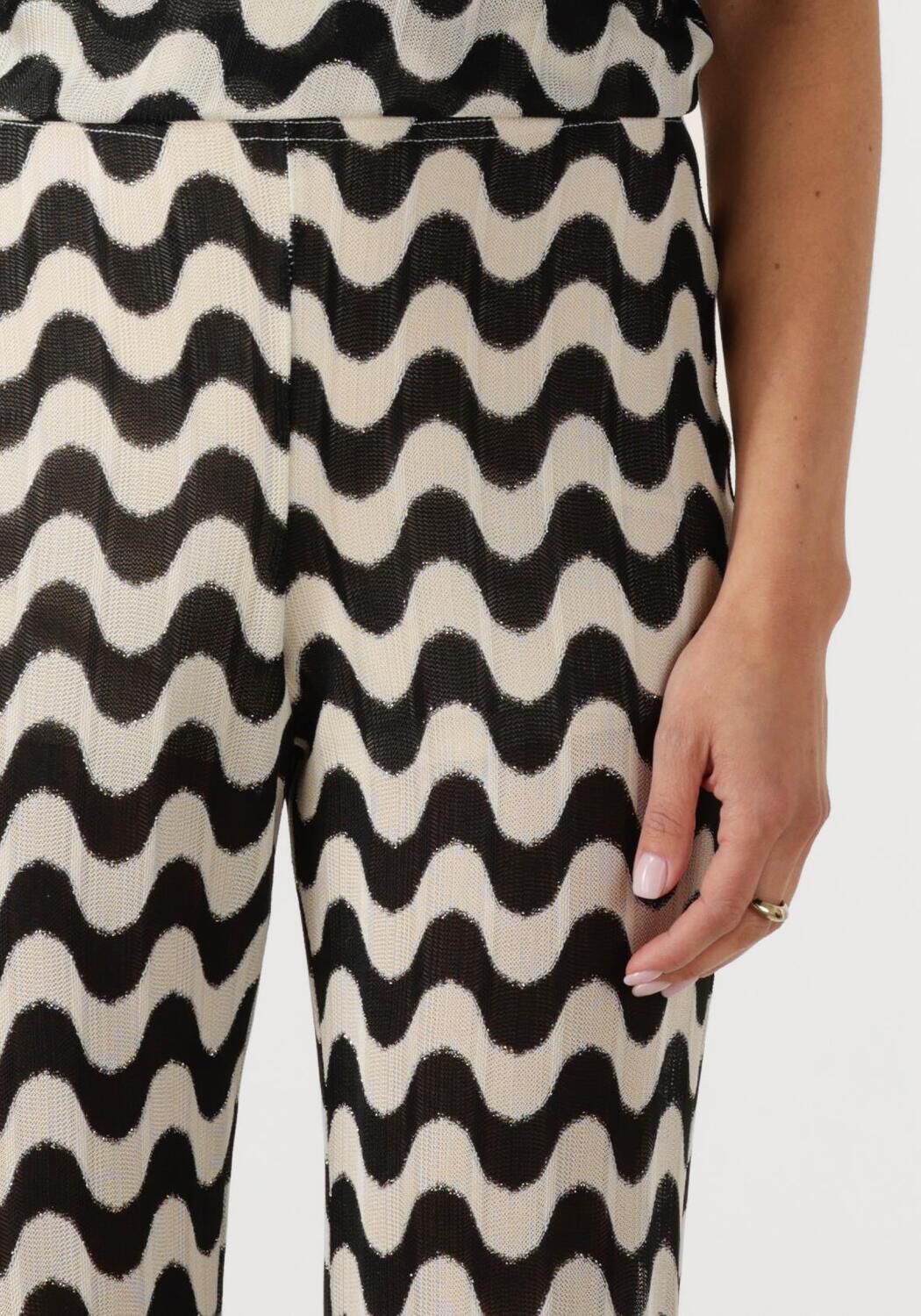ANA ALCAZAR Dames Broeken Pants Zwart