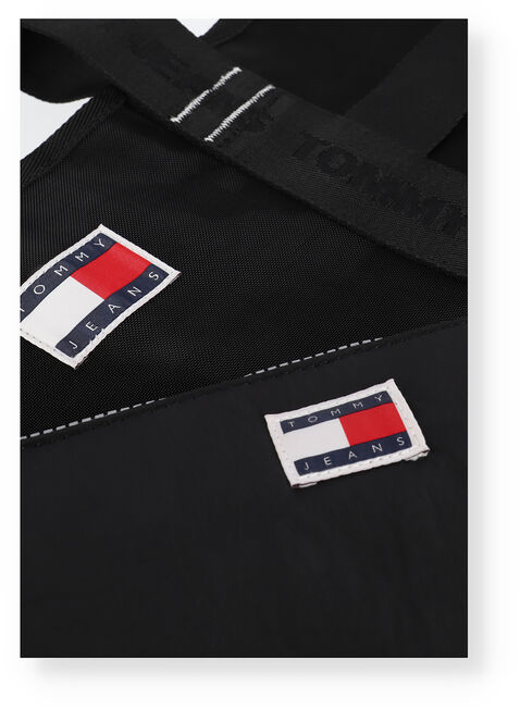 Zwarte TOMMY HILFIGER Weekendtas TJW TRAVEL WEEKENDER Zwarte TOMMY HILFIGER Weekendtas TJW TRAVEL WEEKENDER - large