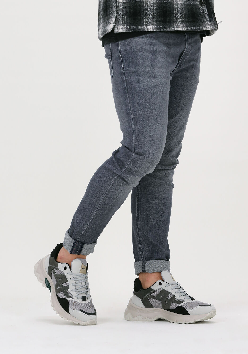 Grijze NUBIKK JASE MID Hoge sneaker | Omoda