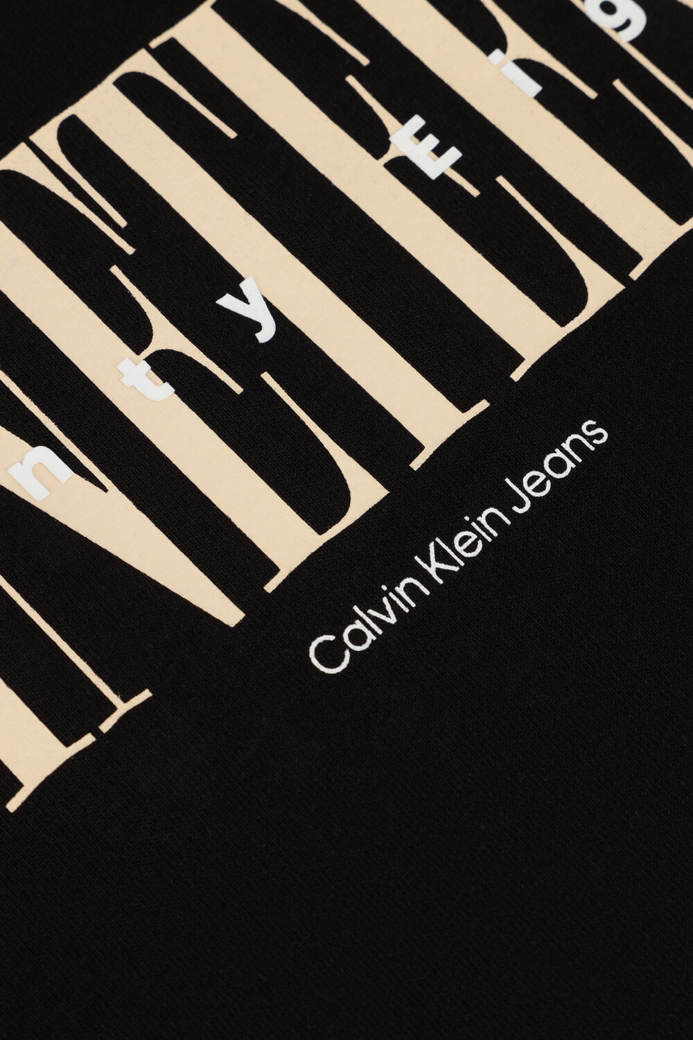 Zwarte CALVIN KLEIN T-shirt 19 GRAPHIC REG TEE - large