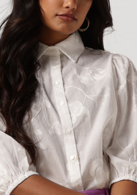 Gebroken wit JANSEN AMSTERDAM Blouses WFE722 EMBROIDERED BLOUSE 3/4 PUFFED SLEEVE - large