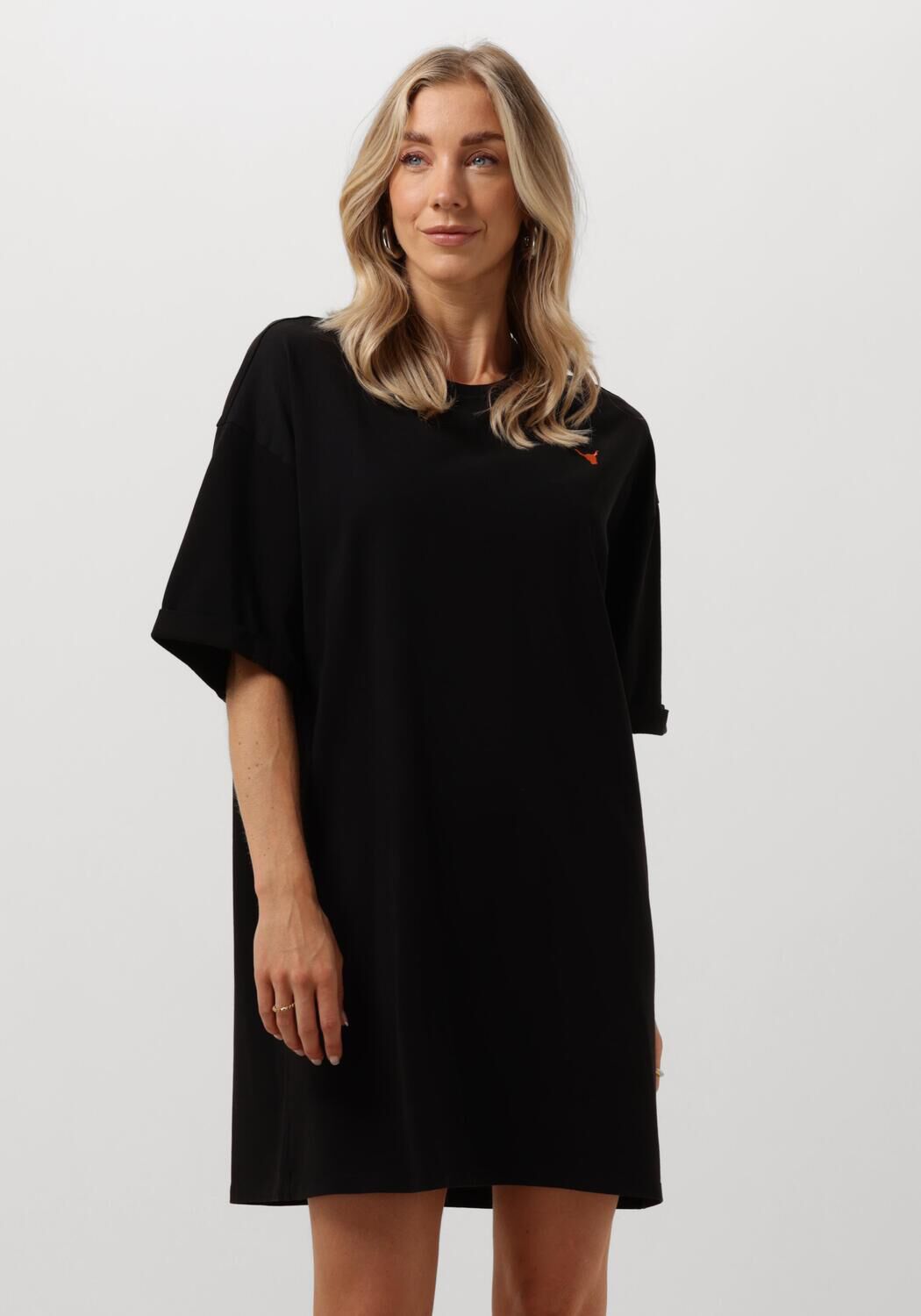 ALIX THE LABEL Dames Jurken Ladies Knitted Alix Tour T-shirt Dress Zwart