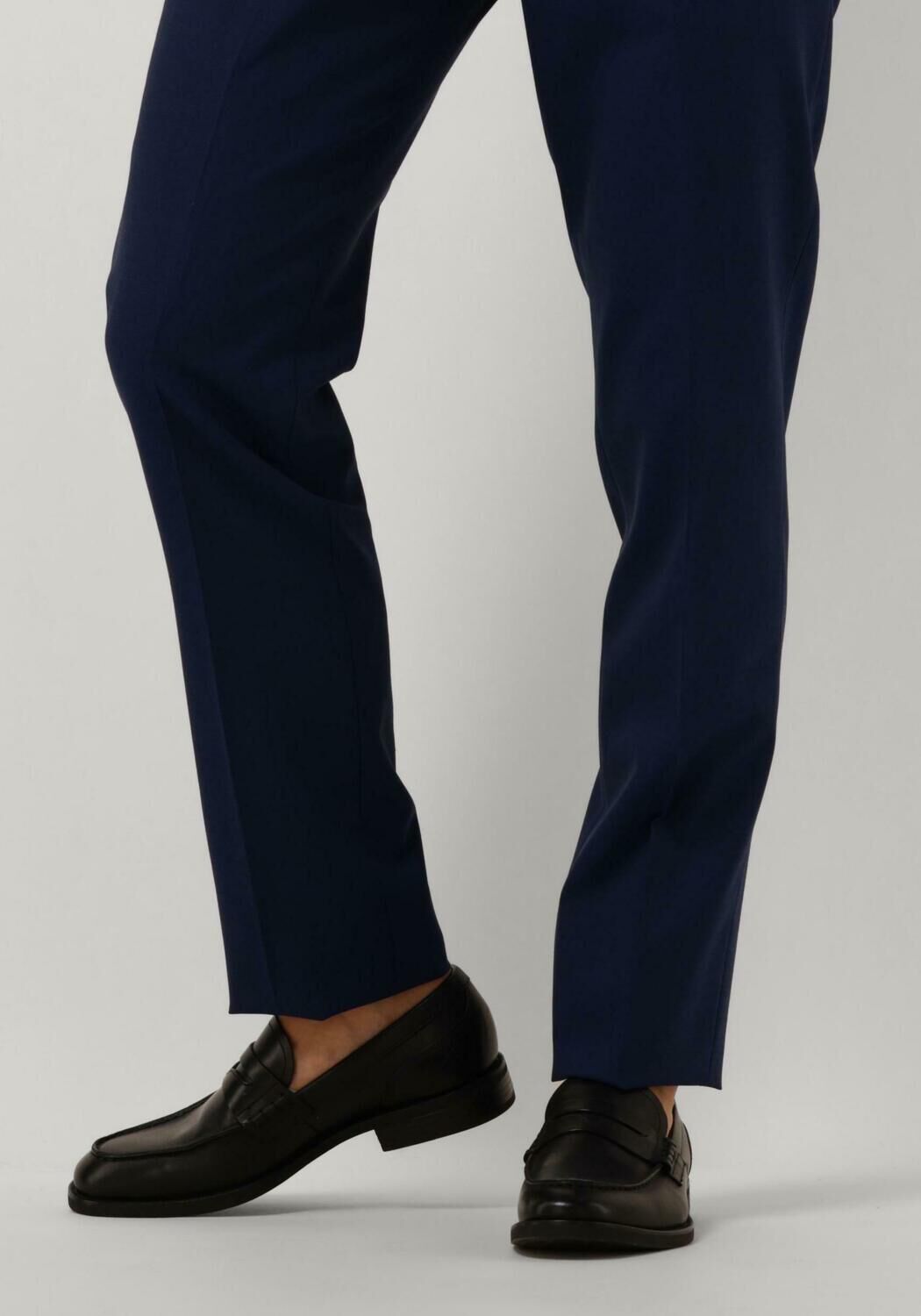 Zwarte VAGABOND SHOEMAKERS Loafers MARIO - large