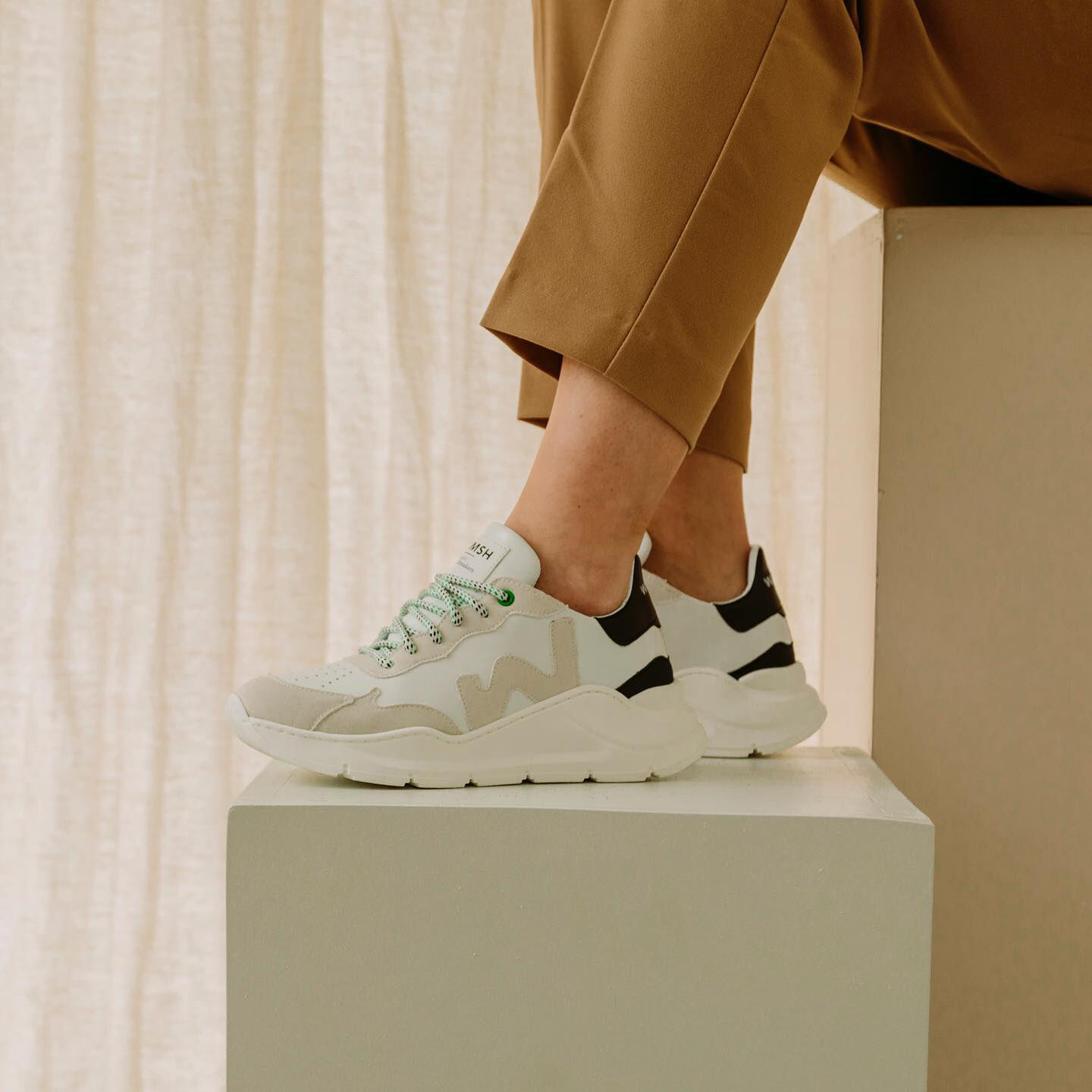 Witte WOMSH Lage sneakers VEGAN - large