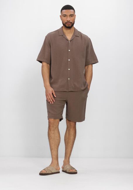 Bruine SELECTED MEN Overhemden SLHRLXCAL SS SHIRT RESORT - large