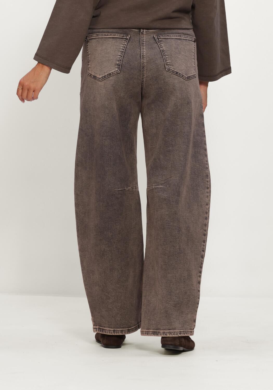 Bruine MAC Wide jeans 0333L AUTH. COMFORT VINTAGE DENIM - large