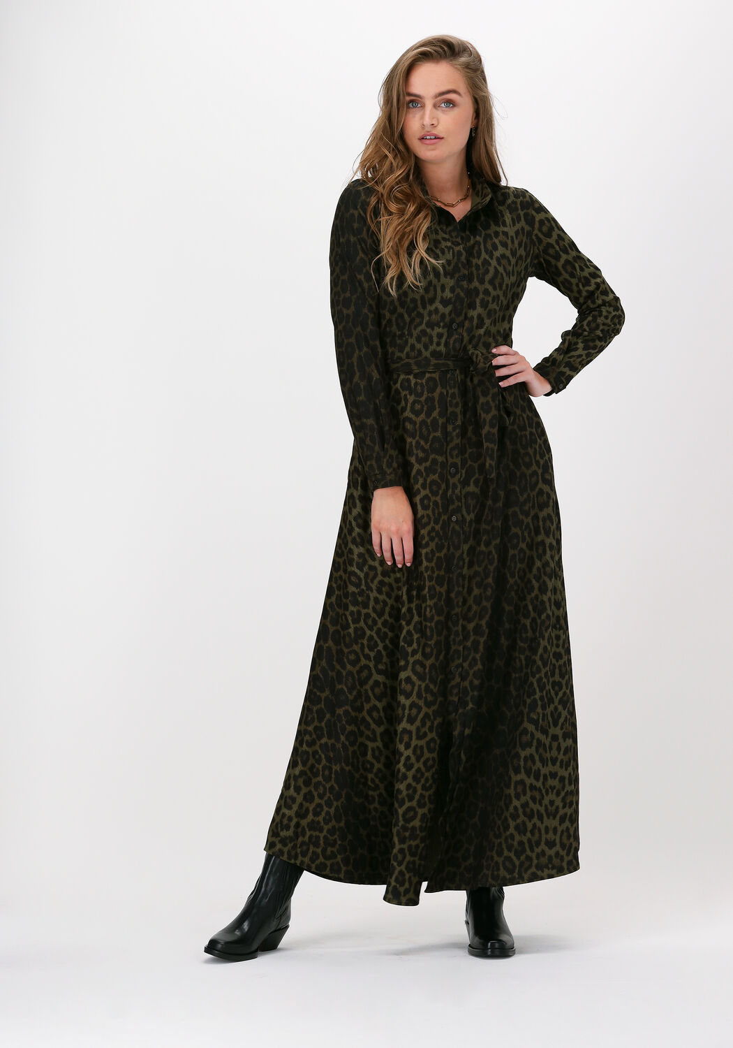 Est seven long dress 2025