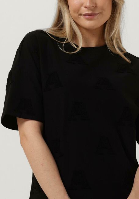 Zwarte ALIX THE LABEL T-shirt LADIES KNITTED A JACQUARD T-SHIRT - large