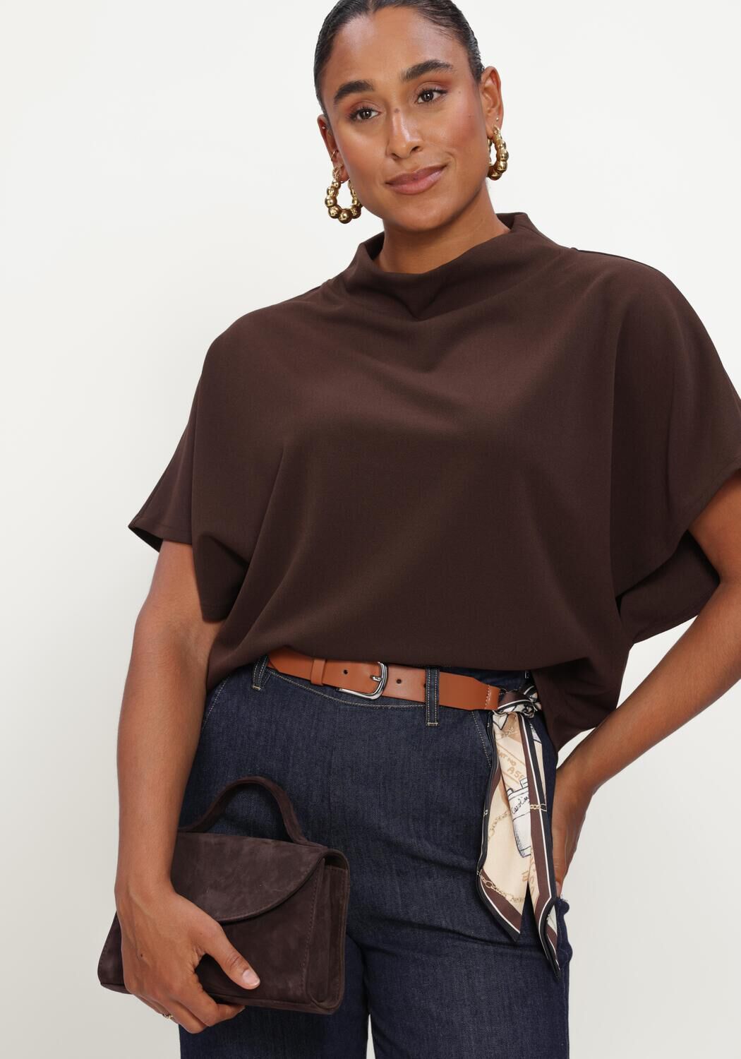 Bruine ANA ALCAZAR Top 082204.3912 - large