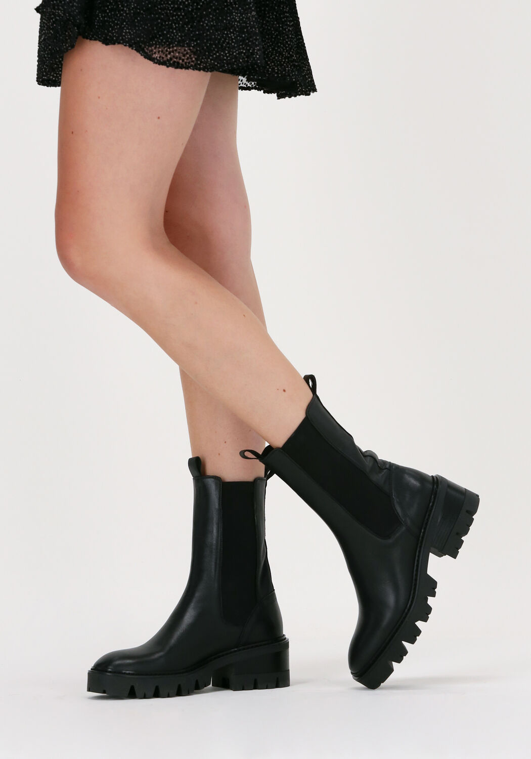 Zwarte NOTRE-V Chelsea boots AN144 - large