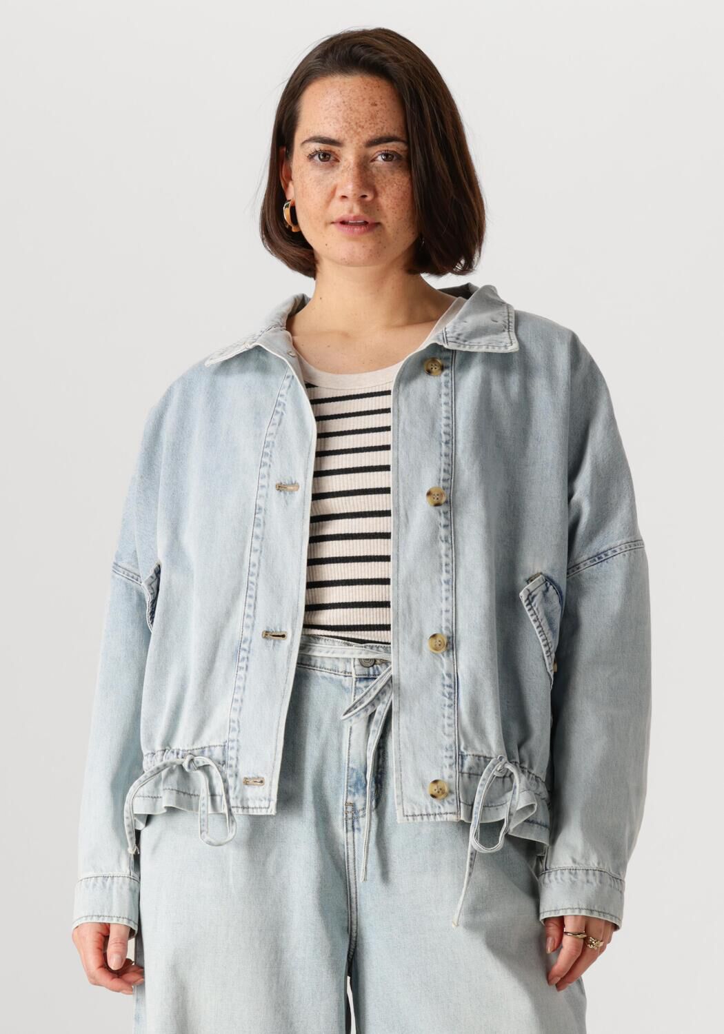 CIRCLE OF TRUST Dames Jassen Bibi Jacket Blauw
