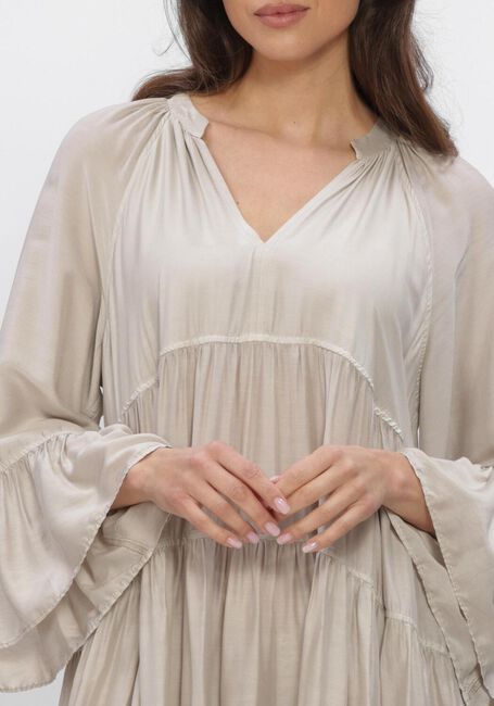 Beige NEMA Jurken N226 - large