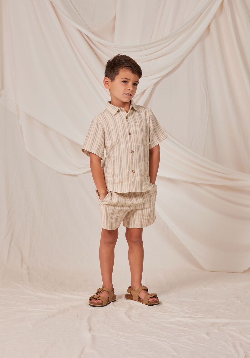 Beige RYLEE + CRU Korte broek BERMUDA SHORT - large