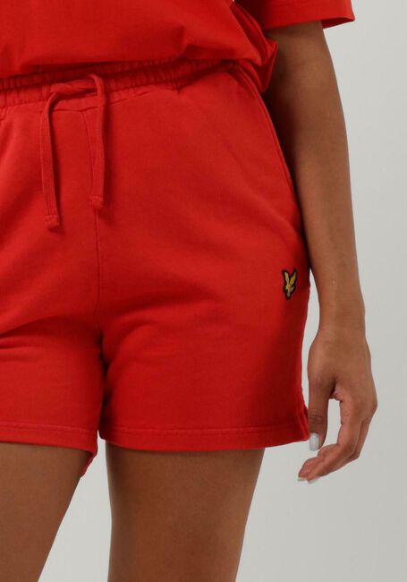 Rode LYLE & SCOTT Broeken PIGMENT DYE SWEATSHORT - large