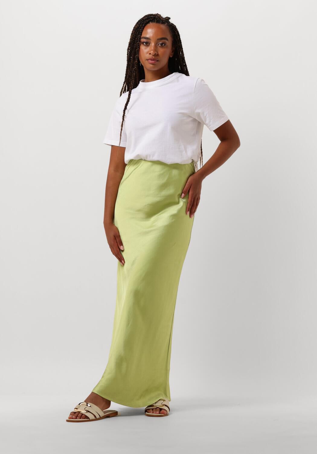 How to style de maxirok Omoda