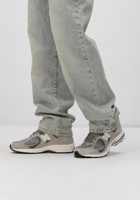 Grijze NEW BALANCE Lage sneakers 2002R M - large