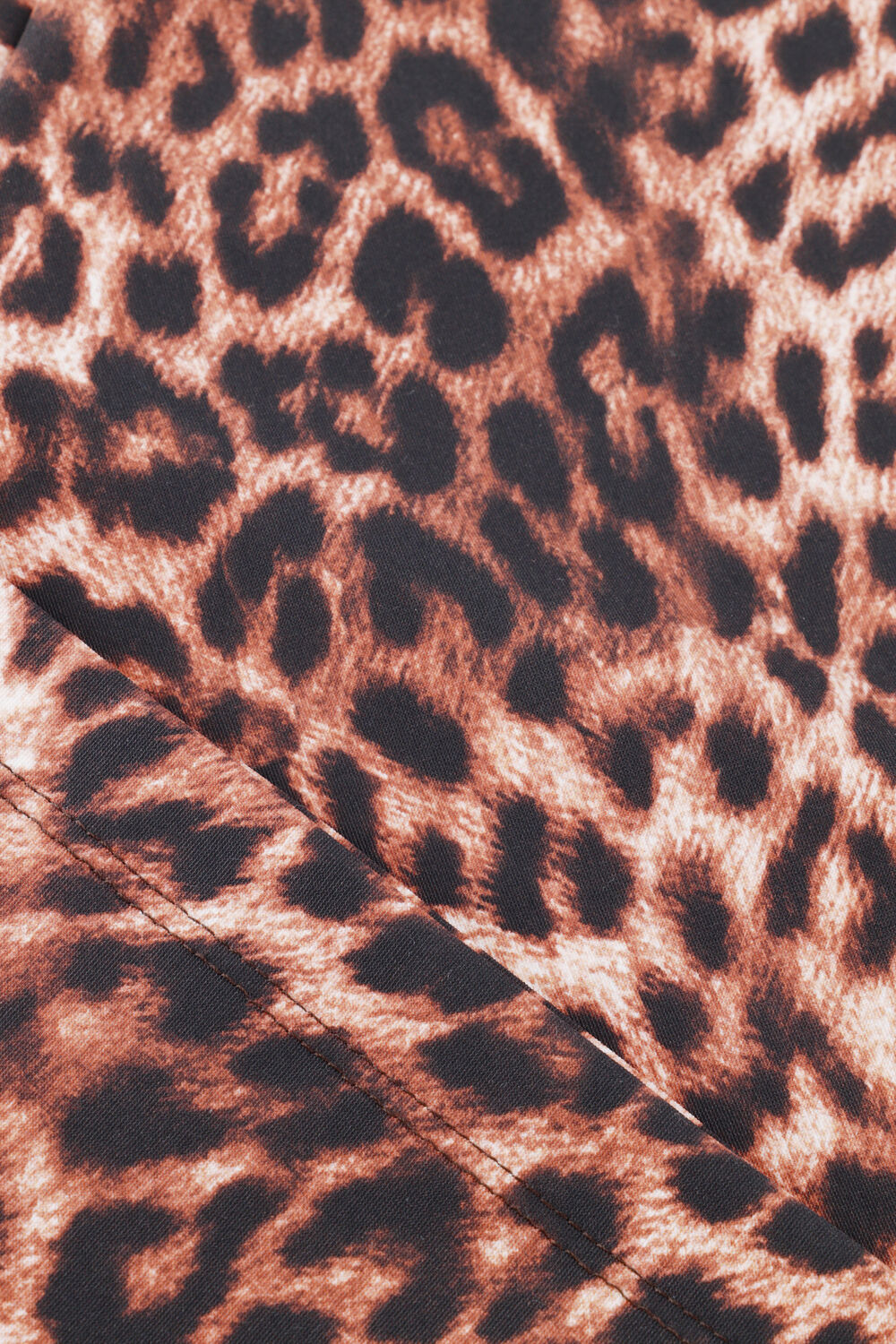 Bruine STUDIO ANNELOES Top Leone leopard vneck top - large