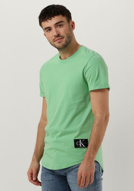 Groene CALVIN KLEIN T-shirt BADGE TURN UP SLEEVE - large