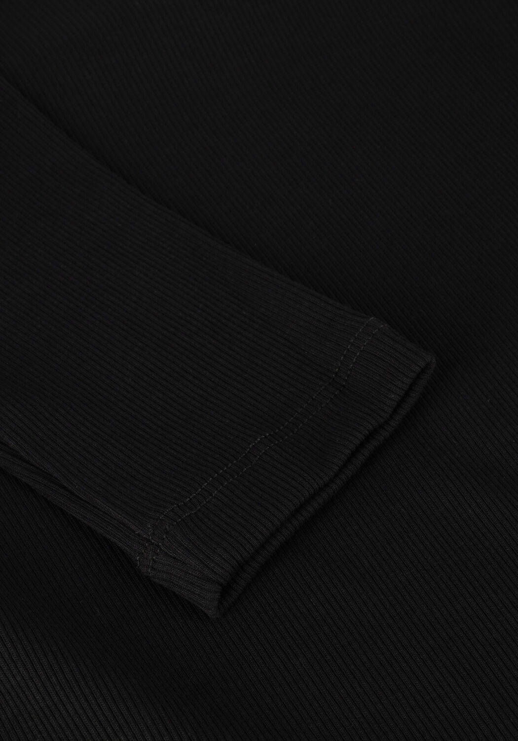 Zwarte NOTRE-V Tops & T-shirts NV-EELKE ROUND NECK - large